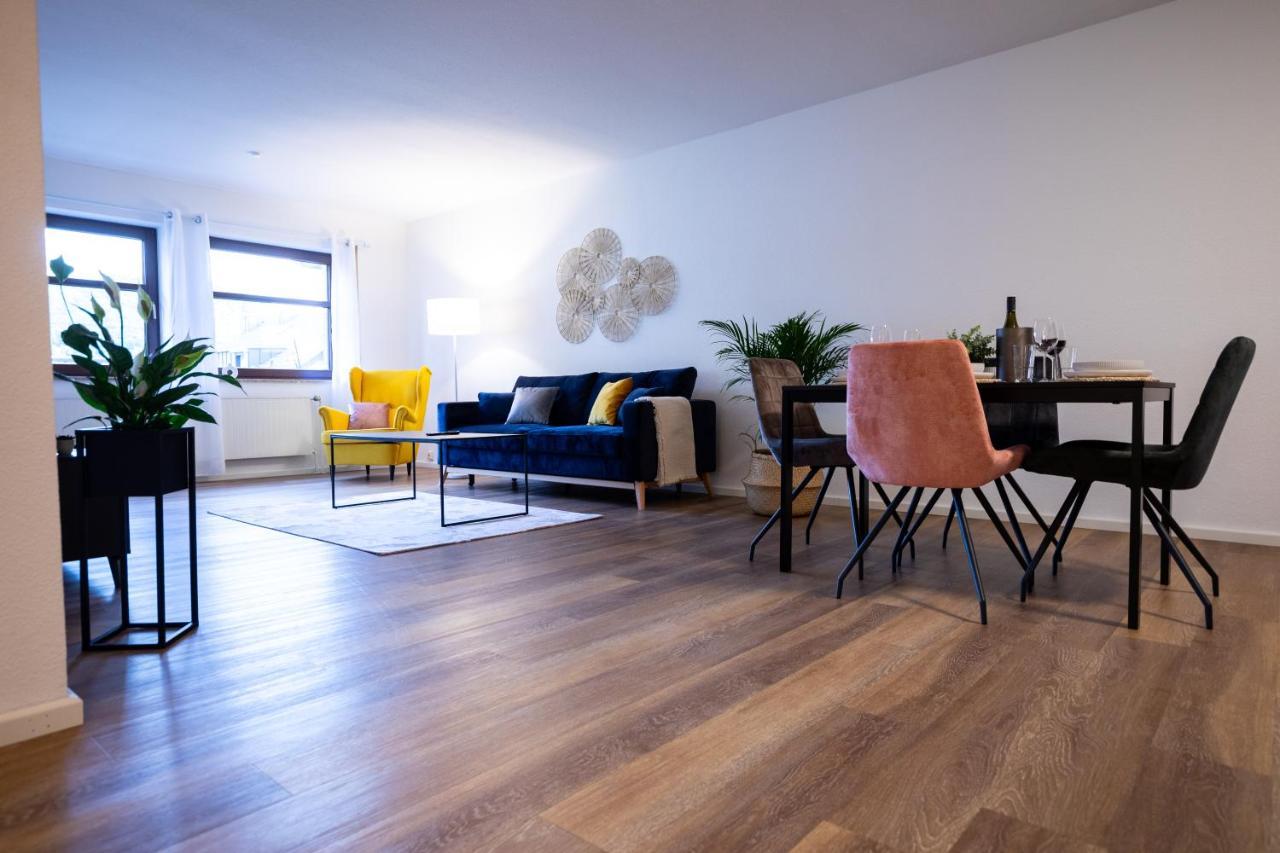 Design-Ferienwohnung In Bad Neuenahr: Platz Fuer 4, Kueche, Wifi, Netflix Ngoại thất bức ảnh