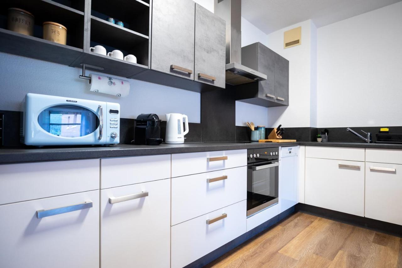 Design-Ferienwohnung In Bad Neuenahr: Platz Fuer 4, Kueche, Wifi, Netflix Ngoại thất bức ảnh